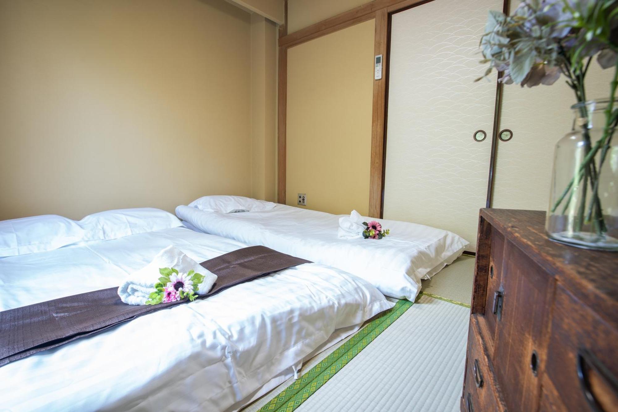 Toko Inn Courtyard — Photos 1
